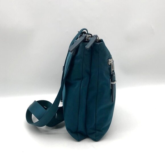 Tumi Teal  Nylon Voyageur Tula Crossbody & Wallet - Picture 3 of 11